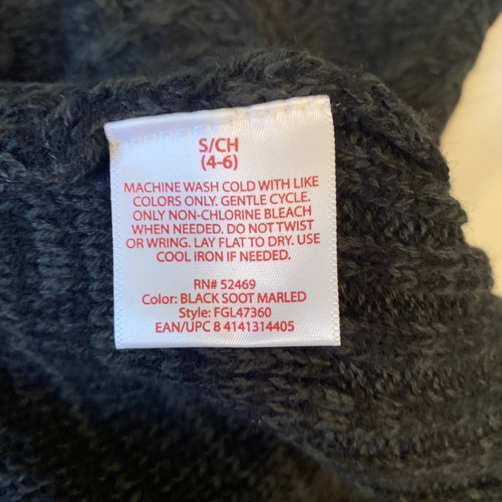 Cold shoulder turtleneck sweater - Picture 5 of 5